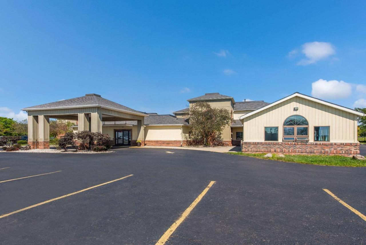 Quality Inn Upper Sandusky Ngoại thất bức ảnh