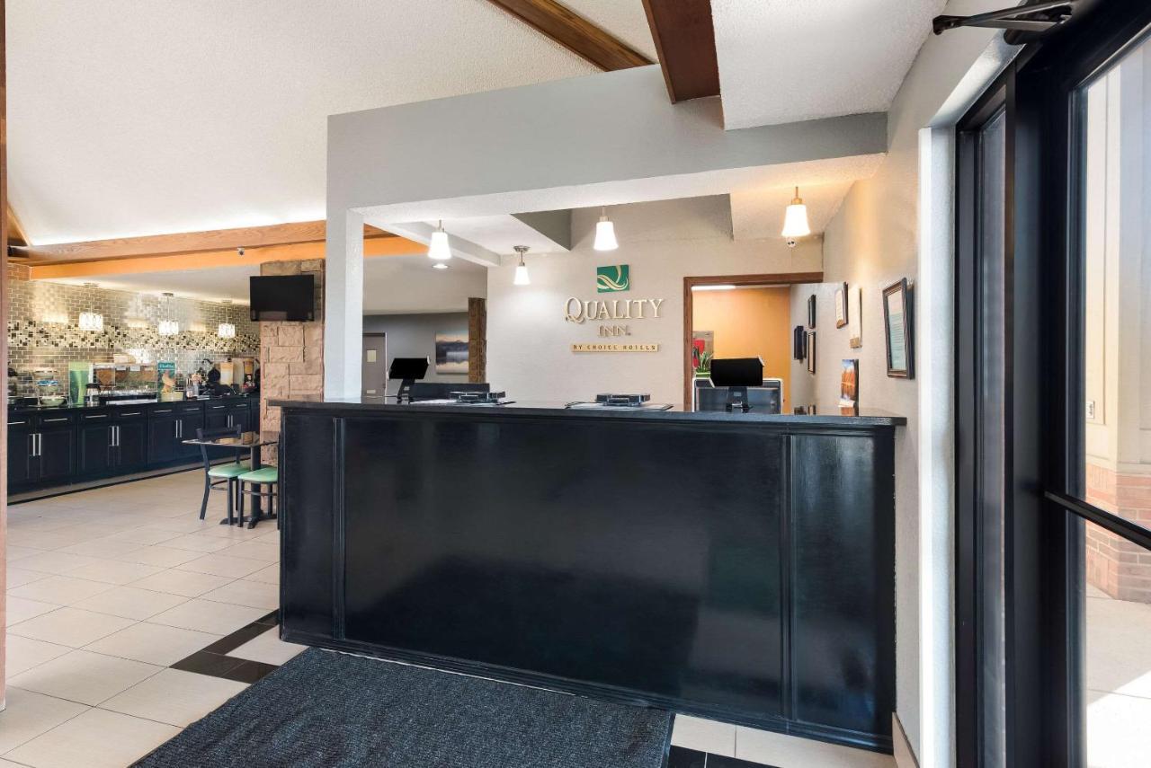 Quality Inn Upper Sandusky Ngoại thất bức ảnh