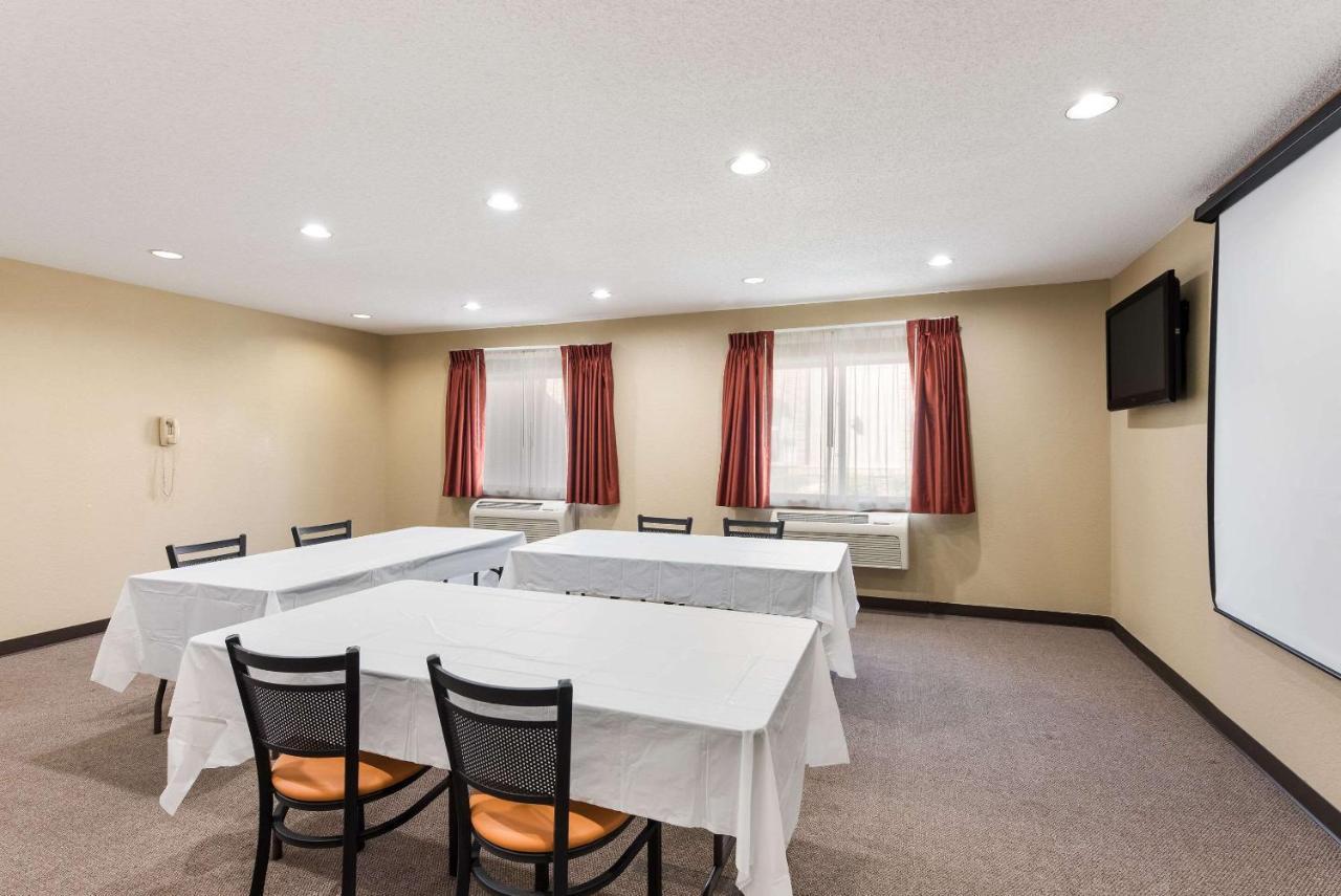 Quality Inn Upper Sandusky Ngoại thất bức ảnh