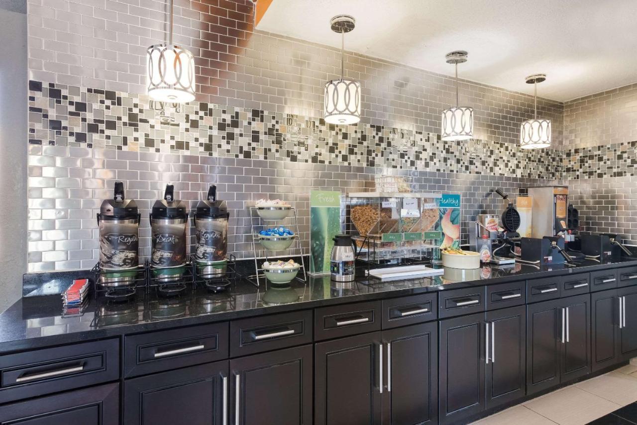 Quality Inn Upper Sandusky Ngoại thất bức ảnh