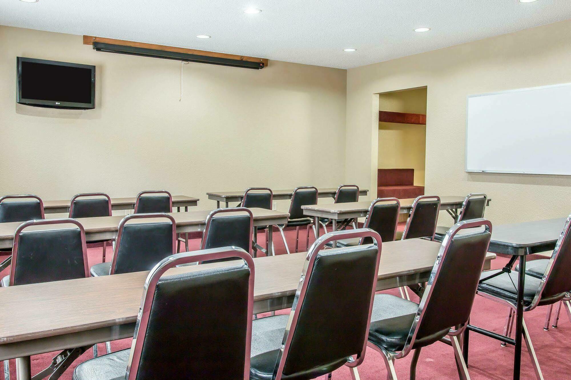 Quality Inn Upper Sandusky Ngoại thất bức ảnh